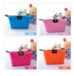 信剛箱包產(chǎn)品展示與加工服務(wù)介紹